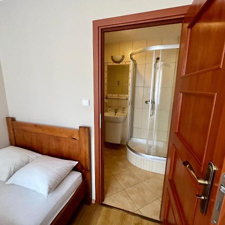 Apartament Bursztyn, Willa Perla Nad Morzem กดัญสก์ ภายนอก รูปภาพ